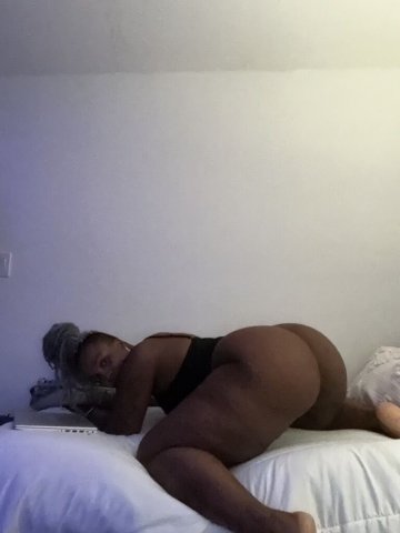 Buffalo, NY Female Escort — ready now 43 - 1