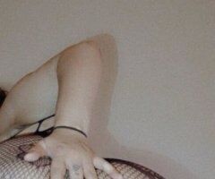 Seattle escorts - Starr (24) — Seattle WA Female Escort for Incall/Outcall, BJ, 69 & Doggy