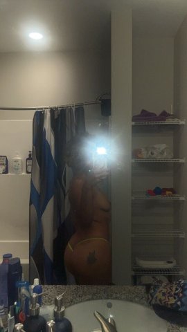 Louisville, KY Female Escort — Facetime Verified Outcalls & Car Visits - 1