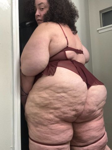 Watertown, NY Queen BBW Female Escort — GFE, Nuru Massage (Happy Ending) - 1