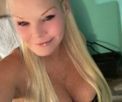Tampa escorts - Town & Country Area Tampa Incall Female Escort (45+) — Videochat, Pics/Vids