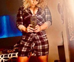 Las Vegas escorts - Las Vegas Downtown Blonde MILF Escort on Fremont St (Allie)
