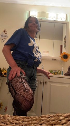 Pittsburgh Mature Female Escort — Stress Relief for Mature Men - 1