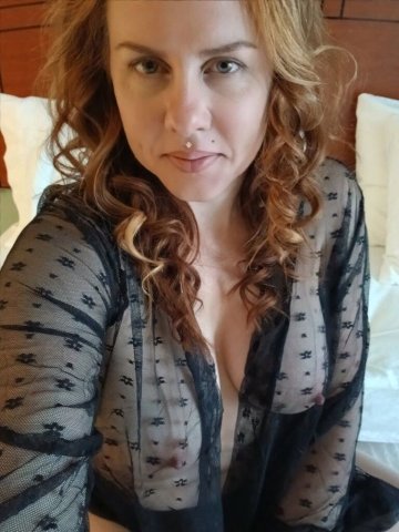 Fargo ND Satin Silk Escort for Scheduled Time - 1