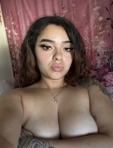 Chicago Fetish-Friendly Escort — Dirty Talk, Anal & Creampie (Raw/Without Condom) - 1