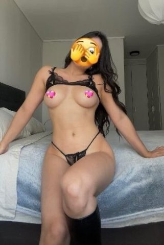 Pamela on Staten Island — Slim Female Escort for In-Call or Outcalls - 1