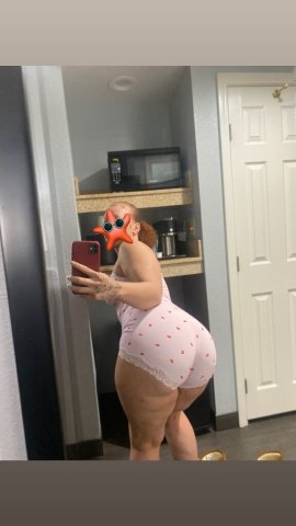 Evansville IN Double Escort — Dream & Sunny Hosting + In/Outcalls - 1