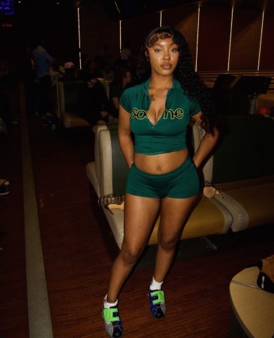 Charlottesville Female Escort — 25 - 1