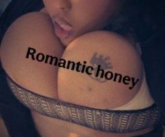 Staten Island escorts - Staten Island New York Female Escort — 36JJj Breast