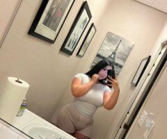Inland Empire Curvy Bombshell — Sicilian, Japanese & Latina - Image 5
