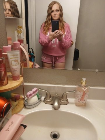 In Town 1 Day Female Escort — 300/hr, outcall only w/ deposit - 1