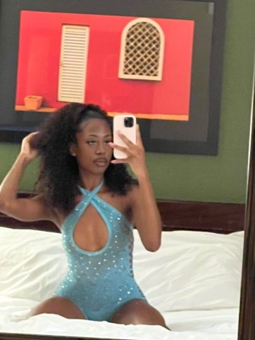 Pretty Petite Foreign Escort (Incalls/Outcalls) - 1