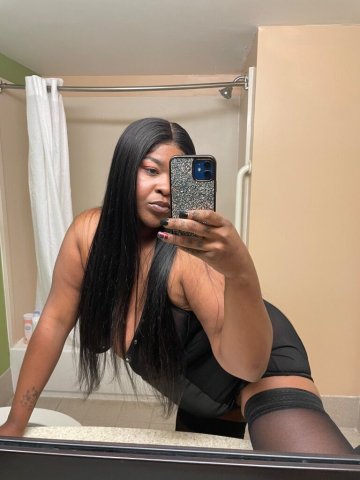 Treasure Coast Florida Fetish Queen — Female Escort (Power Jaws) - 1