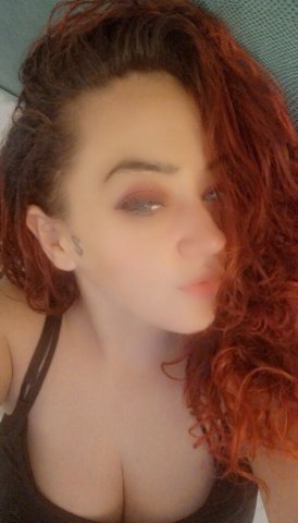 Bakersfield Female Escort — Slim-Thick Service - 1