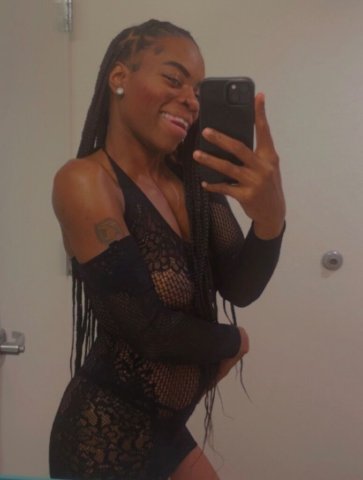 Memphis, TN Female Escort — Incall - 1