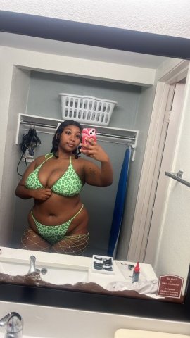 Richmond VA Ebony Busty Female Escort — In-Call & Outcall Specials - 1