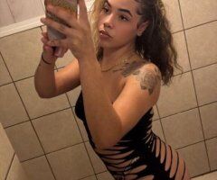 Des Moines escorts - Upscale treat — Des Moines Iowa escort with video verification
