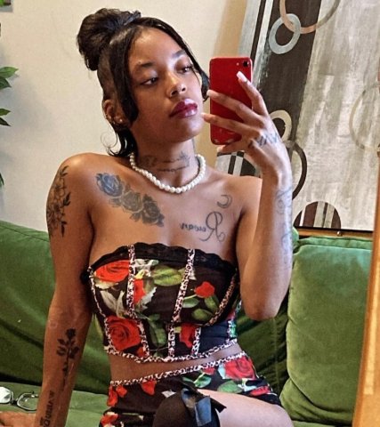 Omaha Thick Petite Lightskin Female Escort — Incalls & Outcalls - 1