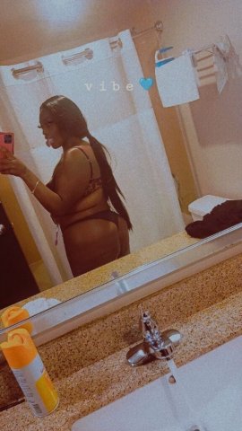 Texarkana Area Trucker-Friendly Escort — Book an Appointment Now - 1