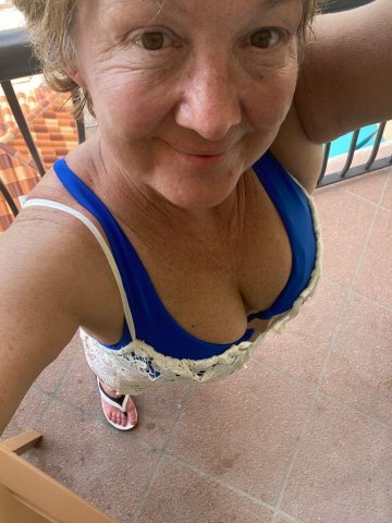 Clarksville TN Fun Sized Escort — 53 - 1