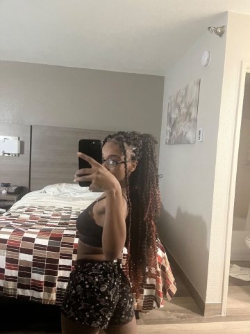 Lexington KY Female Escort — adult meet & vibe session - 1
