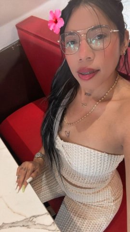 Latina mujer en Lafayette, IN — sexo oral y posiciones - 1