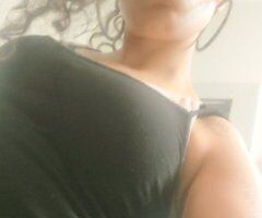 Oklahoma City Female Escort — Glitter Themed Fun - Image 4