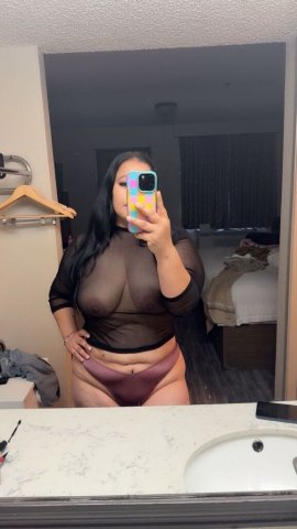 Monterey Female Escort — discreta y limpia - 1