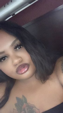 Philadelphia Mixed-Race Curvy Escort — 4'11 Incall/Outcall, Deep Throat - 1