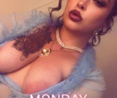 Italian Incall & Outcall Escort — Foot Fetish Friendly (Bellingham) - Image 4