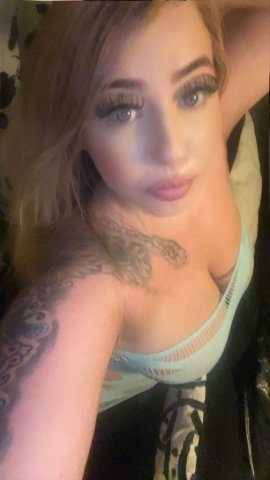 Kansas City, MO Blonde Curvy Green-Eyed Escort — Incall/Outcall Downtown - 1