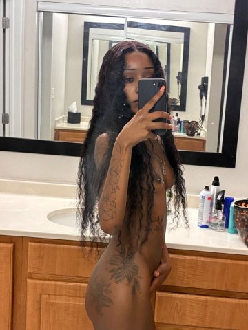 Philadelphia Incalls & Outcalls Female Escort — FT Content Shows - 1