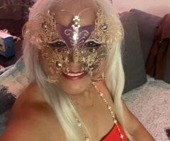 Portland escorts - Roxy Brown — Sensual Oils & Sugar Rubs, Foot Scrubs (Portland)