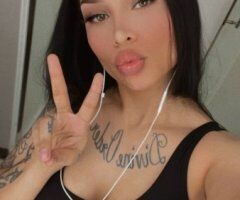 Boston escorts - Monica (Boston) FaceTime Shows, Customs & Content