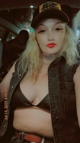 Reno Nevada Escort — fun meet and greet vibes - 1