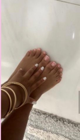 Sexy Latina 24 Female Escort — big booty body (Fort Myers) - 1