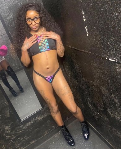 Indianapolis IN Incall & Outcall Female Escort — Incalls & Outcalls, No Bare - 1