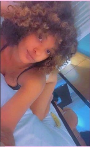 Thick & Curvy Female Escort in Phoenix, AZ — Upscale Discreet Service - 1