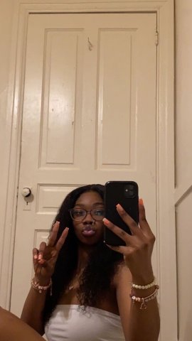 Fine, slim, sexy escort — in-call Wilmington NC, discreet and upscale - 1