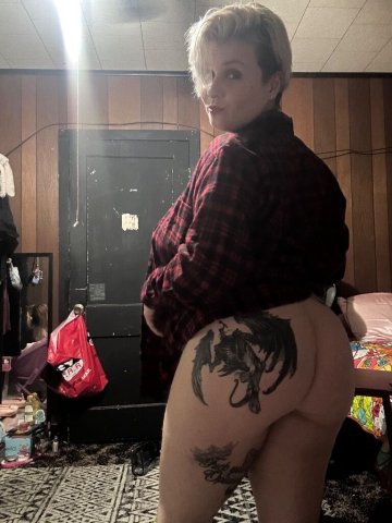 Lucky Girl (28) — Beaumont Incall Only  140/QV 200 Half HR - 1