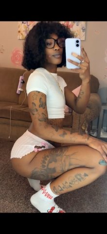 Louisville, KY In-Call Female Escort — BBJ Only (Cash/Chime) - 1