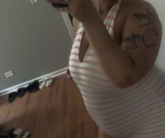 Chicago In-Calls & Out-Calls Female Escort — 24/7 - Image 5