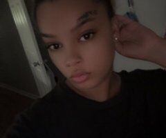 Chicago In-Calls & Out-Calls Female Escort — 24/7 - Image 10
