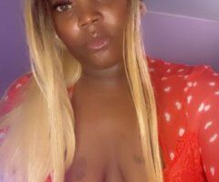 Skittles — 5'9 200lb curvy big booty escort (incalls only) - Image 3