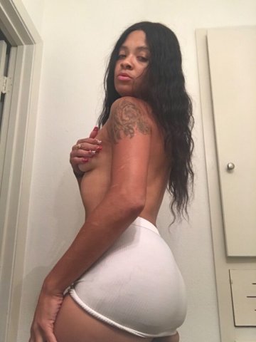 Austin, Texas Petite Tattooed Female Escort — Incalls & Outcalls - 1