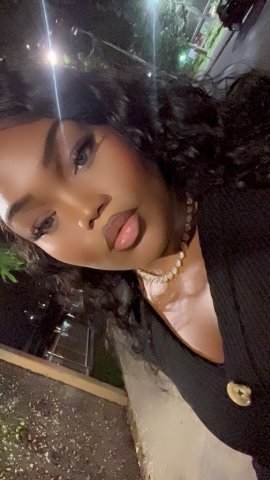 Honolulu Female Escort — Outcalls Required (24/7) - 1