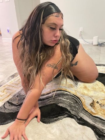 Houston Outcall Female Escort — $100 QV Special (2 Girls) - 1