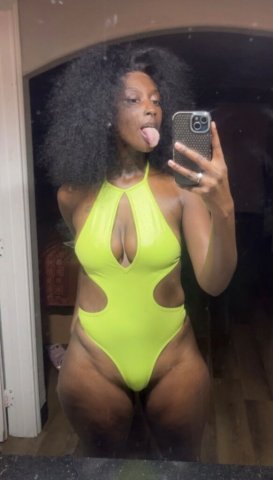 Beaumont, TX Female Escort — in-call and out-call sessions - 1