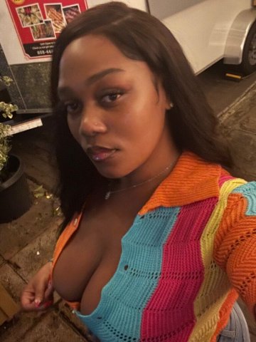 Honolulu Female Escort — Incall & Outcall - 1