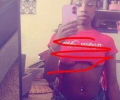 Petite 19-Year Escort (Outcalls) in Oklahoma City / Moore / Norman - Image 4